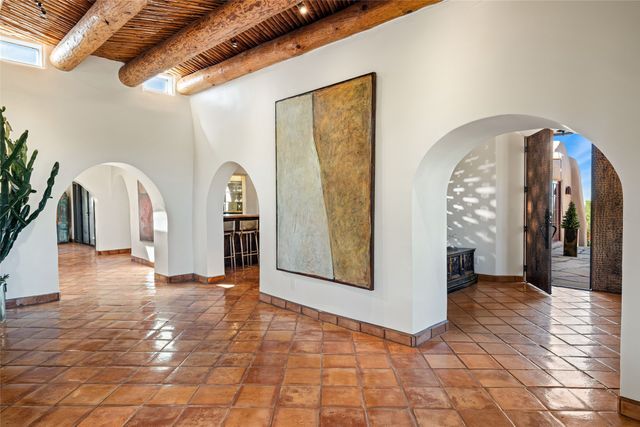 55 Calle San Martin, Santa Fe, NM 87506