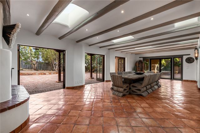 55 Calle San Martin, Santa Fe, NM 87506