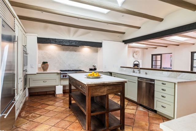 55 Calle San Martin, Santa Fe, NM 87506