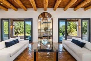 55 Calle San Martin, Santa Fe, NM 87506