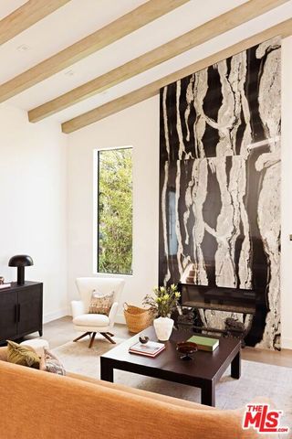 4130 Parva Avenue, Los Angeles, CA 90027