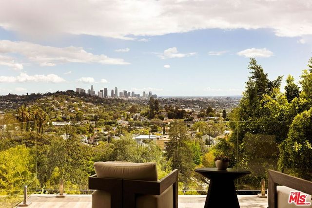 4130 Parva Avenue, Los Angeles, CA 90027