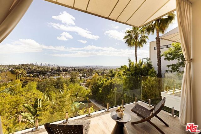 4130 Parva Avenue, Los Angeles, CA 90027