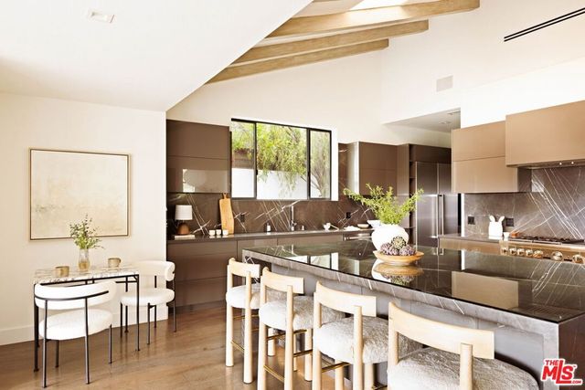 4130 Parva Avenue, Los Angeles, CA 90027