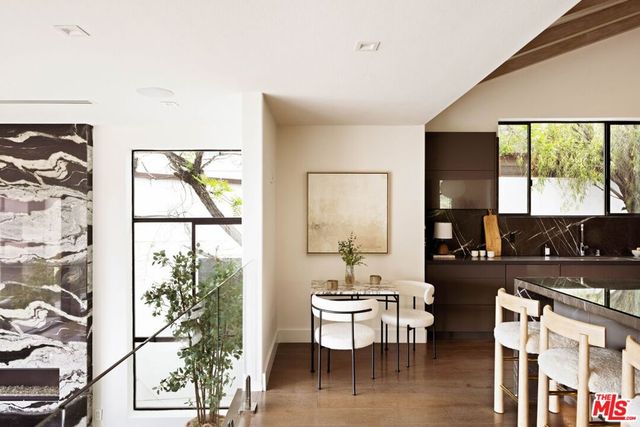 4130 Parva Avenue, Los Angeles, CA 90027