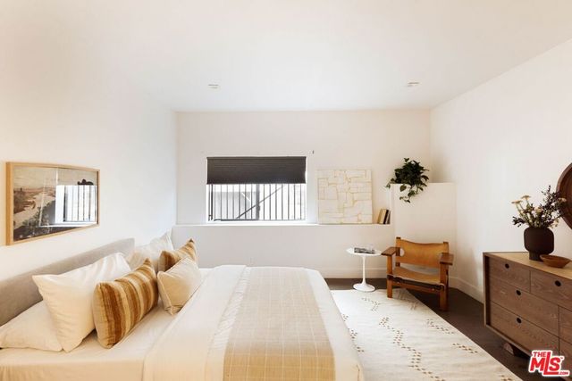 4130 Parva Avenue, Los Angeles, CA 90027