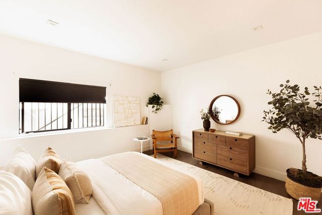 4130 Parva Avenue, Los Angeles, CA 90027