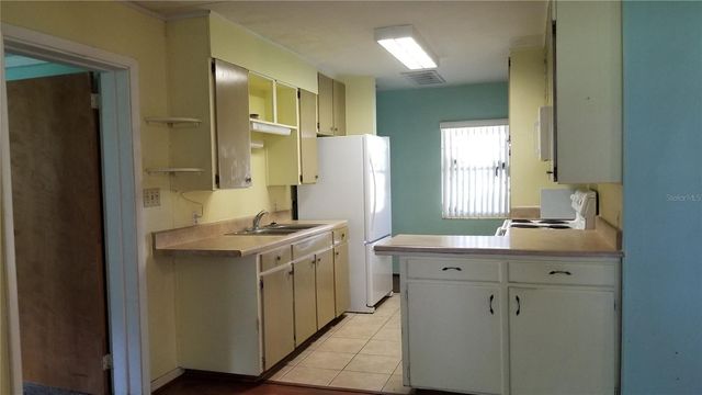 3878 LAZY LANE, Lake Wales, FL 33898