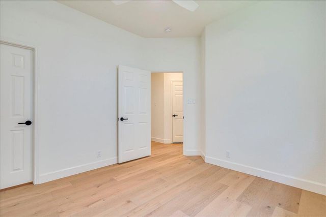 5840 Back Bay LN, Austin, TX 78739