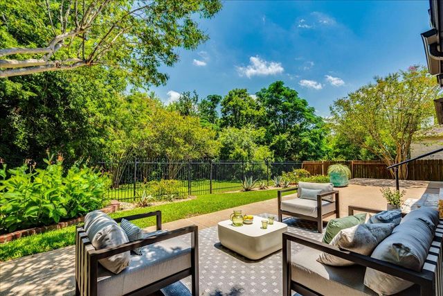 5840 Back Bay LN, Austin, TX 78739
