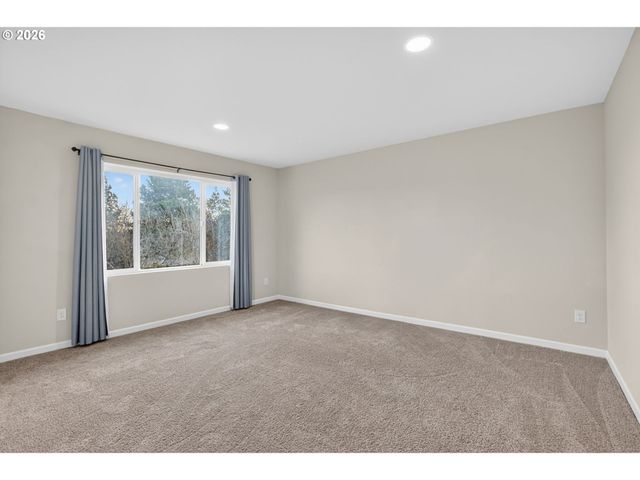 17194 Se RHODODENDRON St, Happy Valley, OR 97086