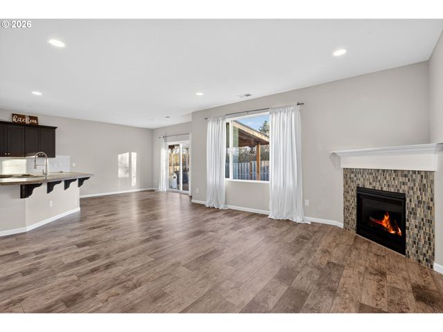 17194 Se RHODODENDRON St, Happy Valley, OR 97086