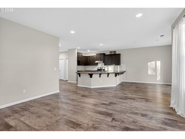 17194 Se RHODODENDRON St, Happy Valley, OR 97086