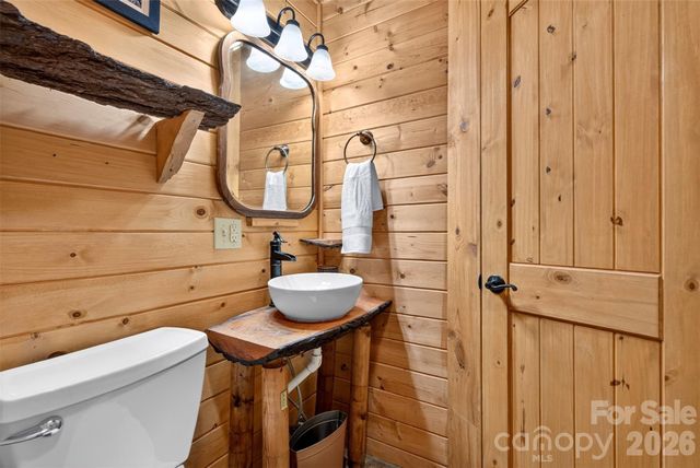 50 Cherokee Lane 3, Swannanoa, NC 28778