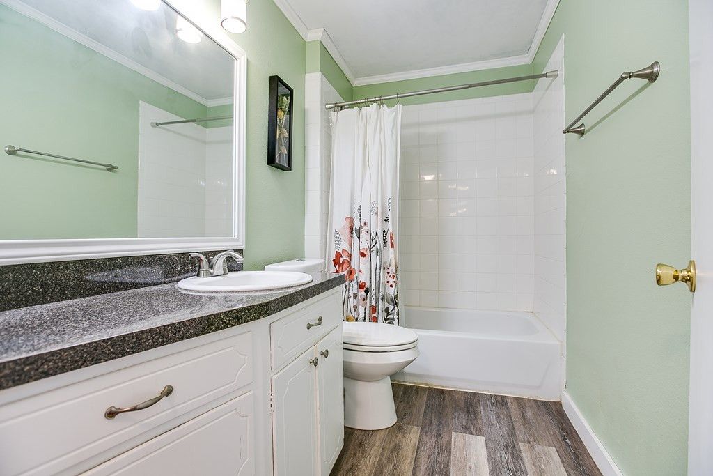 Image 24 of property listing at 1616 W Ave J, San Angelo, TX 76901