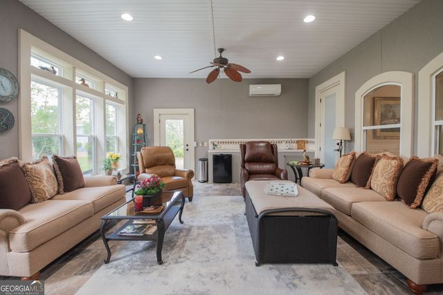 123 Fiddlers Cove Drive, Kingsland, GA 31548