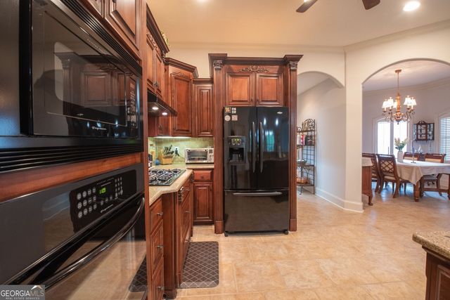 123 Fiddlers Cove Drive, Kingsland, GA 31548