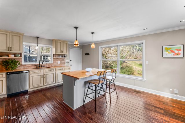 5408 Villa Rd, Knoxville, TN 37918