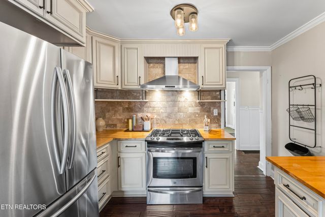 5408 Villa Rd, Knoxville, TN 37918