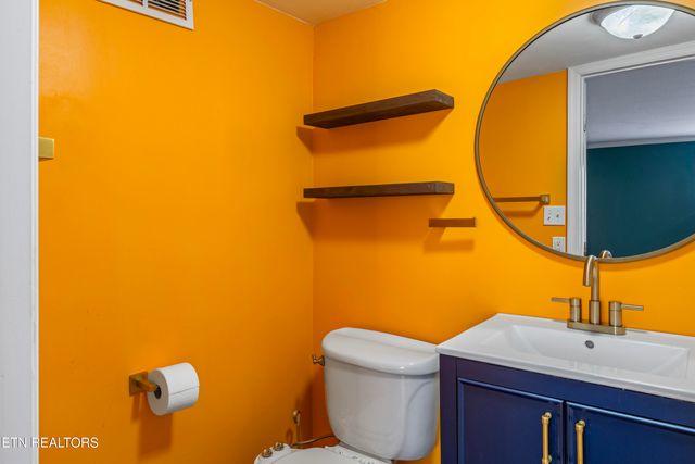 5408 Villa Rd, Knoxville, TN 37918