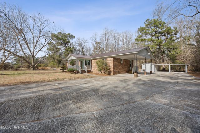 18809 Nc Highway 87 E, East Arcadia, NC 28456