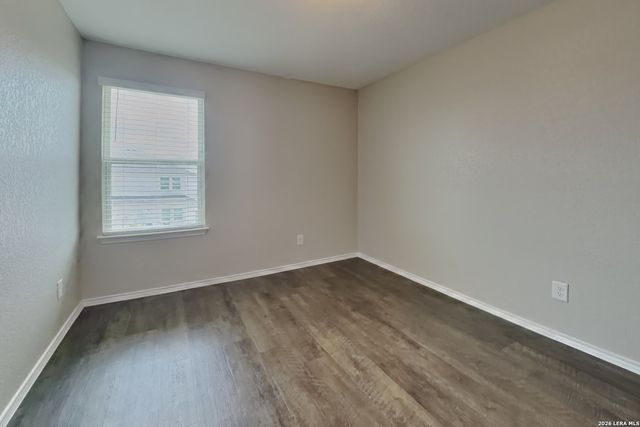 4015 Asher Aly, St Hedwig, TX 78152