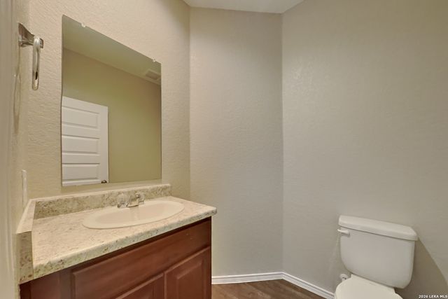 4015 Asher Aly, St Hedwig, TX 78152