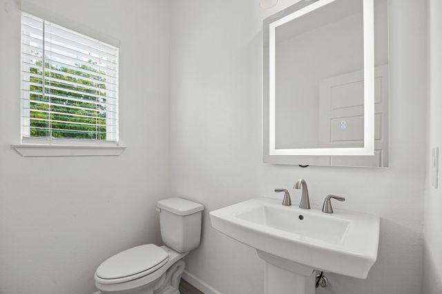 1312 Valley Street, Dallas, TX 75203