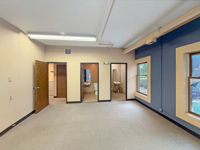 1450 W Main Street A, St. Charles, IL 60174