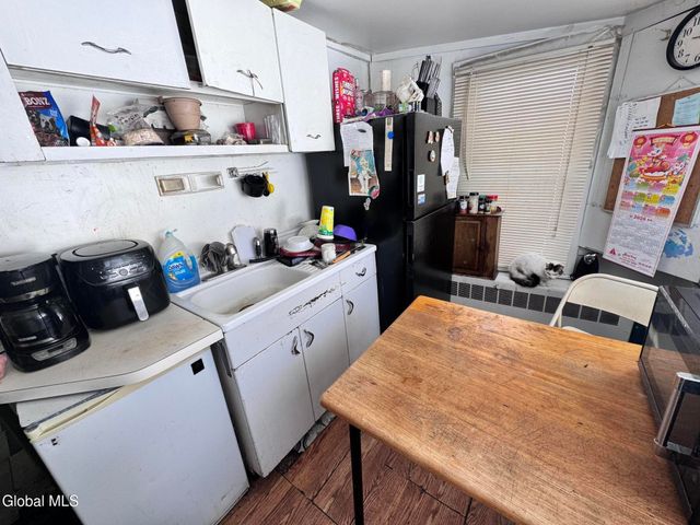 27 Mechanic Street, Hoosick Falls, NY 12090