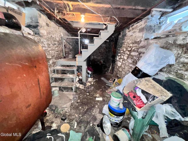 27 Mechanic Street, Hoosick Falls, NY 12090