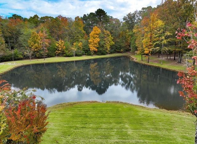 175 Whitetail Road, Seale, AL 36875