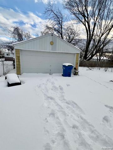 7252 Packard Avenue, Warren, MI 48091