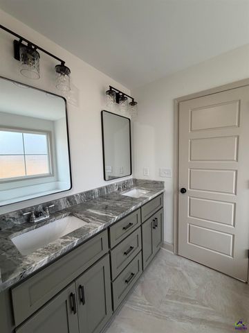 215 Saraland Trail, Perry, GA 31069