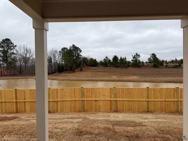 215 Saraland Trail, Perry, GA 31069