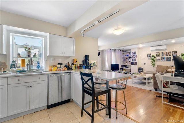 85 Bleloch Avenue, Peekskill, NY 10566