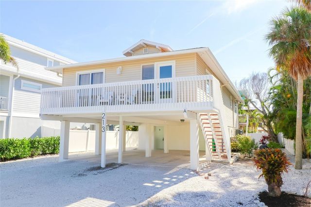 213 71ST STREET A&B, Holmes Beach, FL 34217
