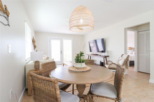 213 71ST STREET A&B, Holmes Beach, FL 34217