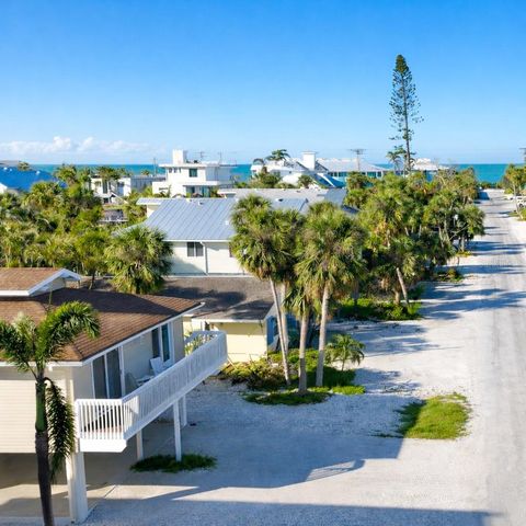 213 71ST STREET A&B, Holmes Beach, FL 34217