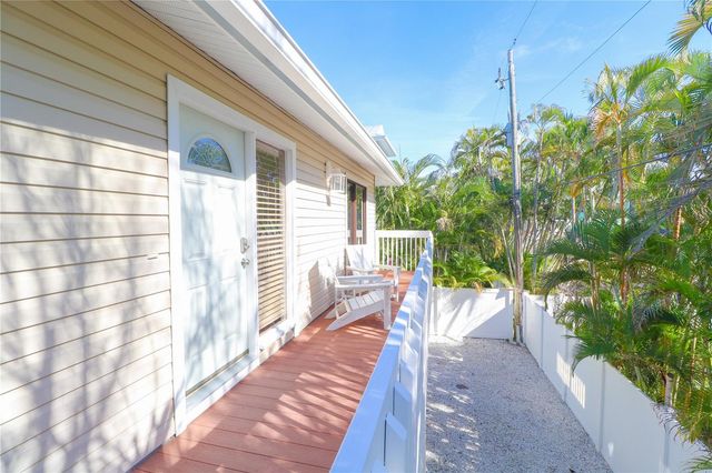 213 71ST STREET A&B, Holmes Beach, FL 34217