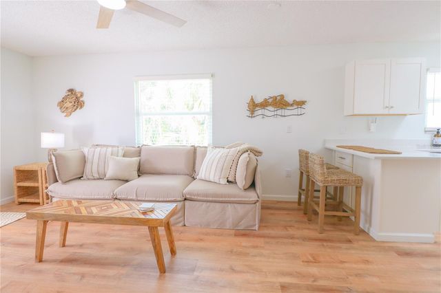 213 71ST STREET A&B, Holmes Beach, FL 34217