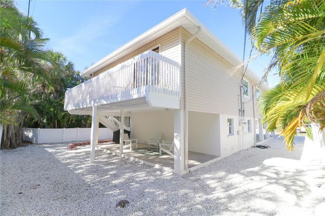 213 71ST STREET A&B, Holmes Beach, FL 34217