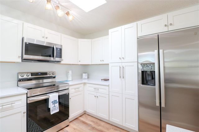 213 71ST STREET A&B, Holmes Beach, FL 34217