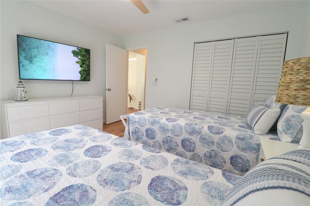 213 71ST STREET A&B, Holmes Beach, FL 34217