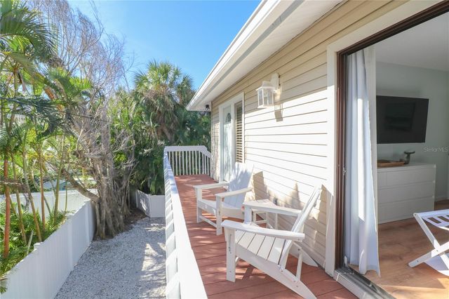 213 71ST STREET A&B, Holmes Beach, FL 34217