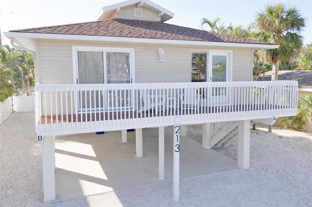 213 71ST STREET A&B, Holmes Beach, FL 34217