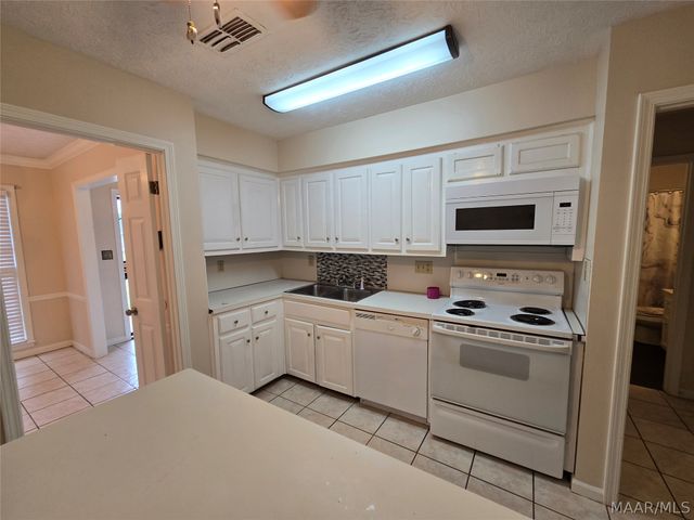 1845 Young Farm Road, Montgomery, AL 36106