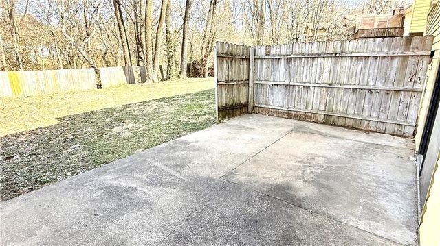 3017 Hampton Road, St Joseph, MO 64505