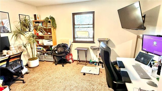 3017 Hampton Road, St Joseph, MO 64505