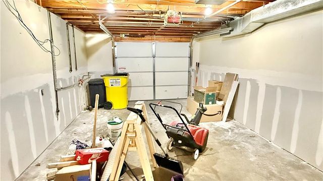 3017 Hampton Road, St Joseph, MO 64505